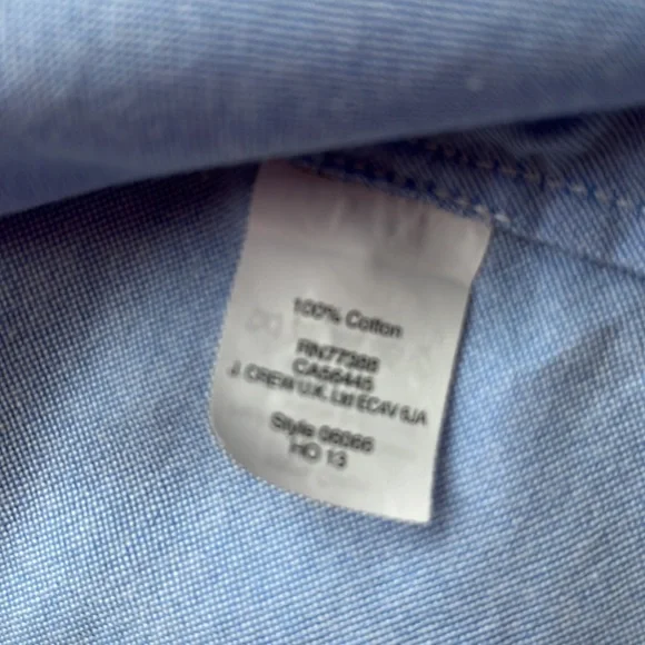 Light Blue sleeveless embellished ladies blouse. Size L - Picture 3 of 5